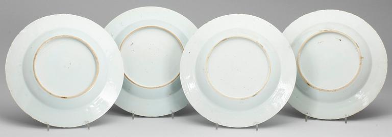 TALLRIKAR, 10 st. Porslin, bl a Qianlong (1736-95).