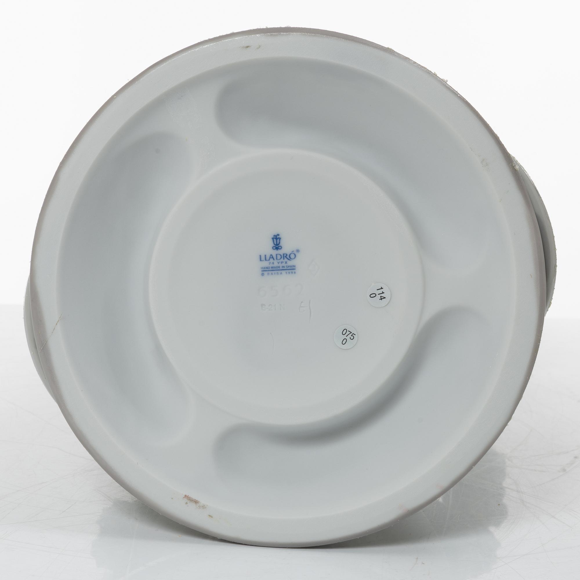 Joan Coderch, figurin, "A wish for love", Lladró, Spanien, 1999-2005.