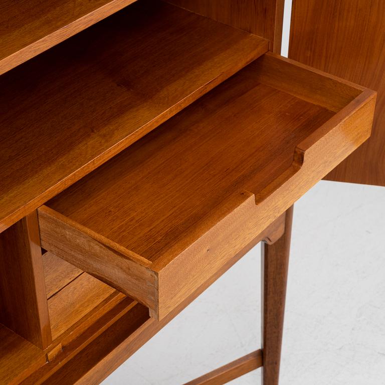 A Swedish Modern cabinet, Nils Jonsson Möbelsnickeri, Tibro, mid 20th Century.