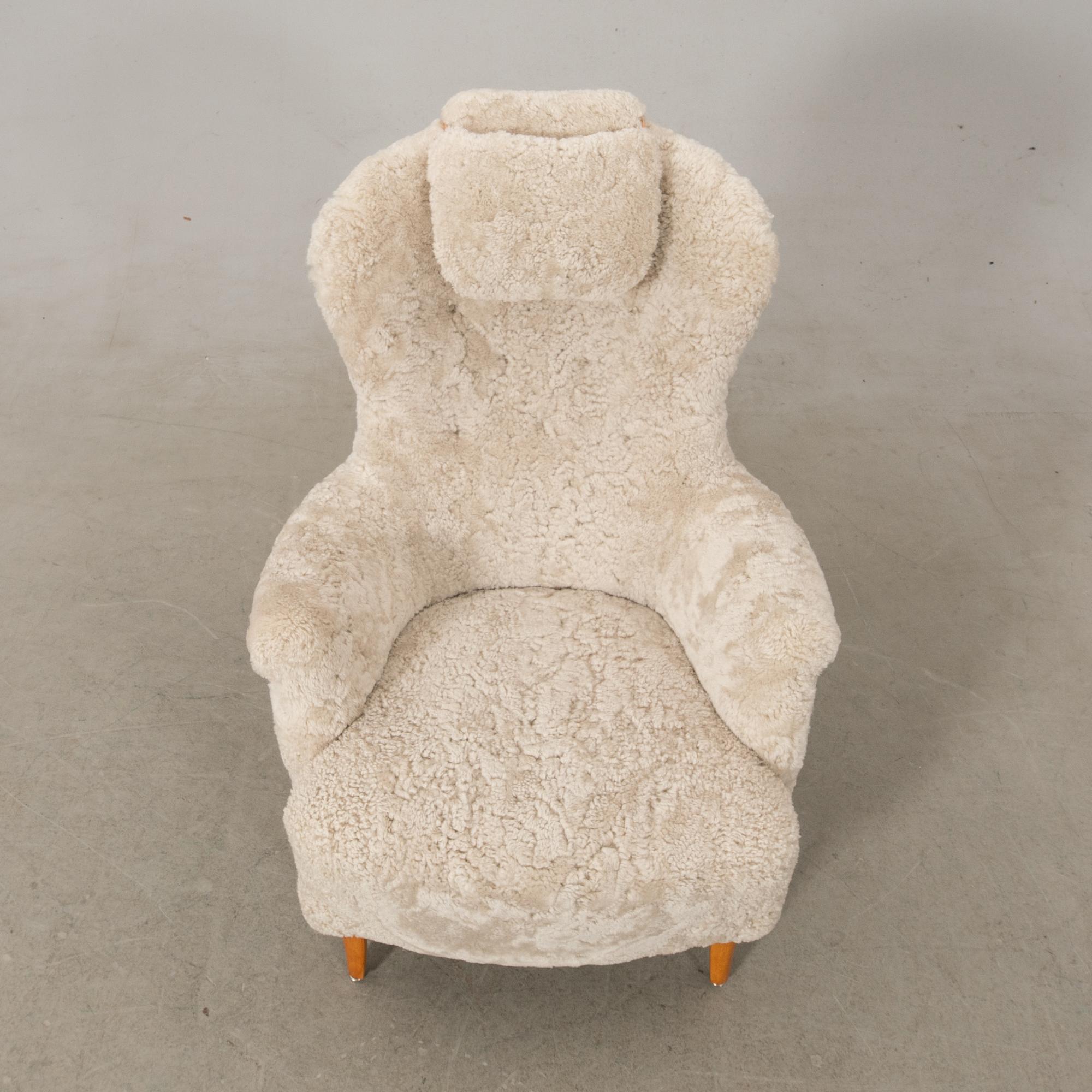 Carl Malmsten, Armchair "Farmor", second half of the 20th century.