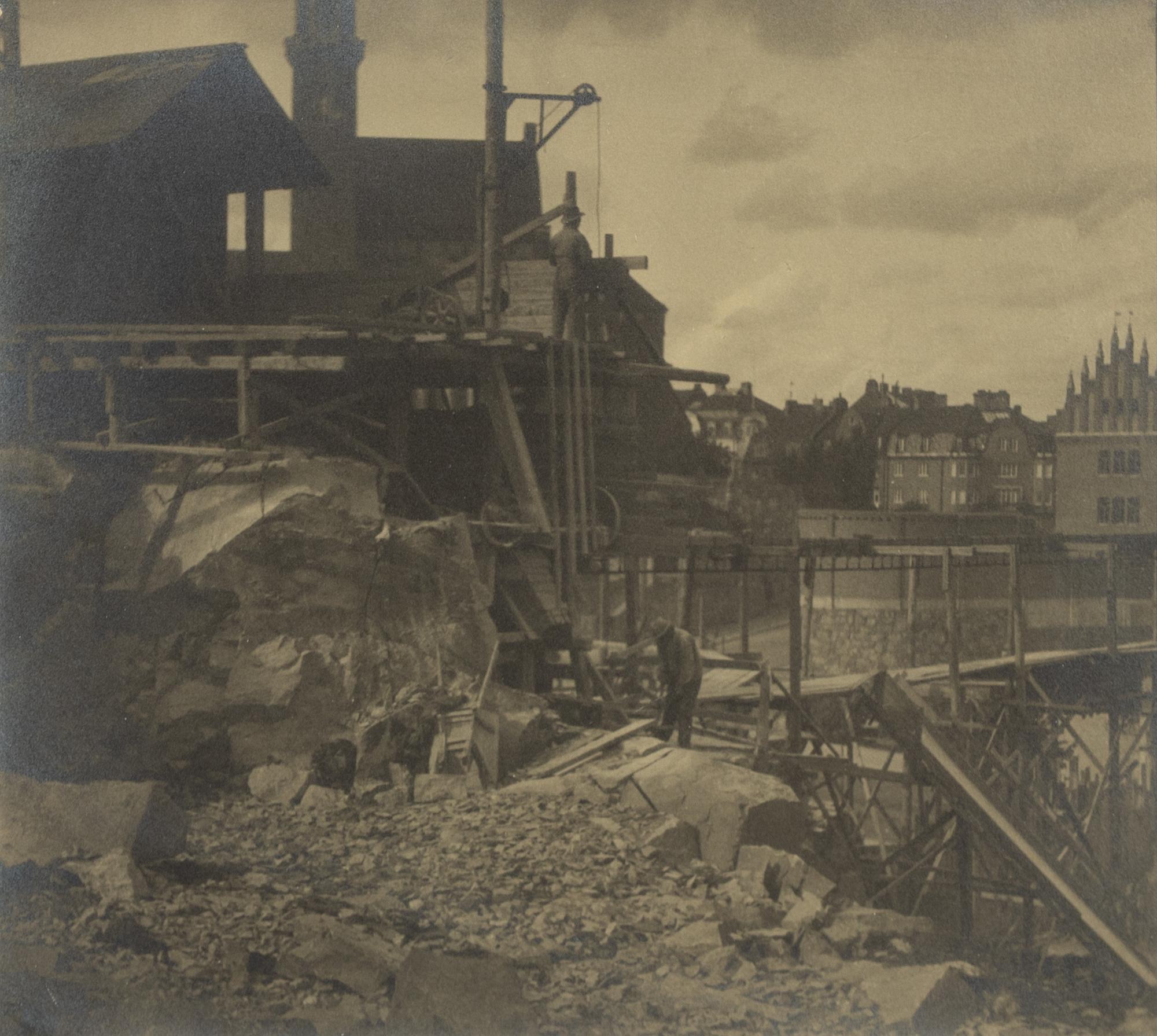 Henry B. Goodwin, gelatin silver print.