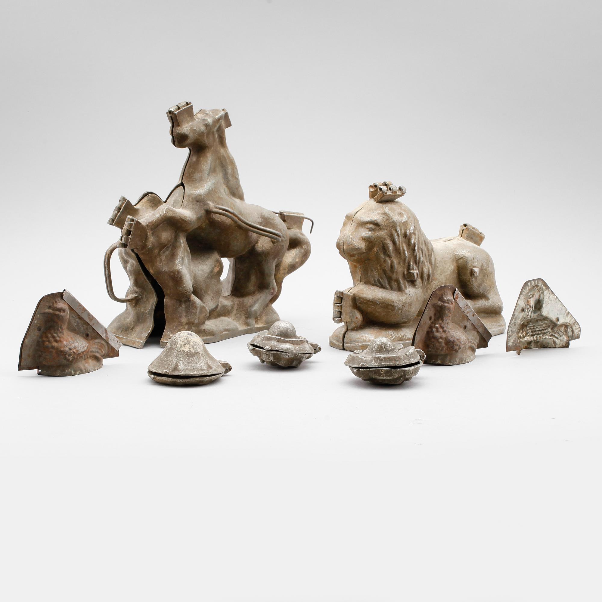 GLASSFORMAR, 7 st, metall, 1800-/1900-tal.