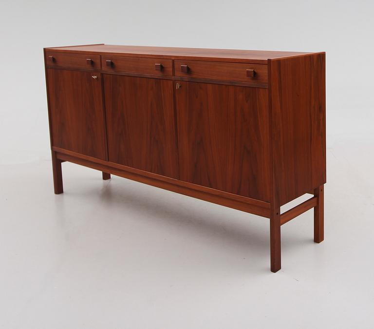 SIDEBOARD, 1900-talets andra hälft.