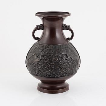 A Japanese bronze vase, signed, 20th century.