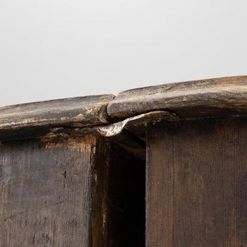 Månbord, ett par, Sverige, 1800-talets senare del.