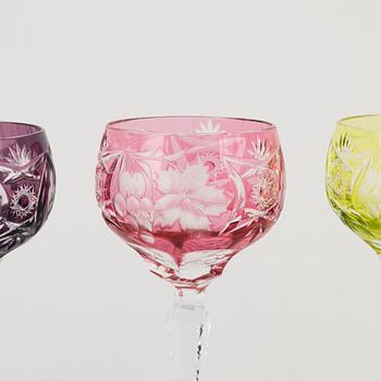 A set of 18 glasses, 20th century.