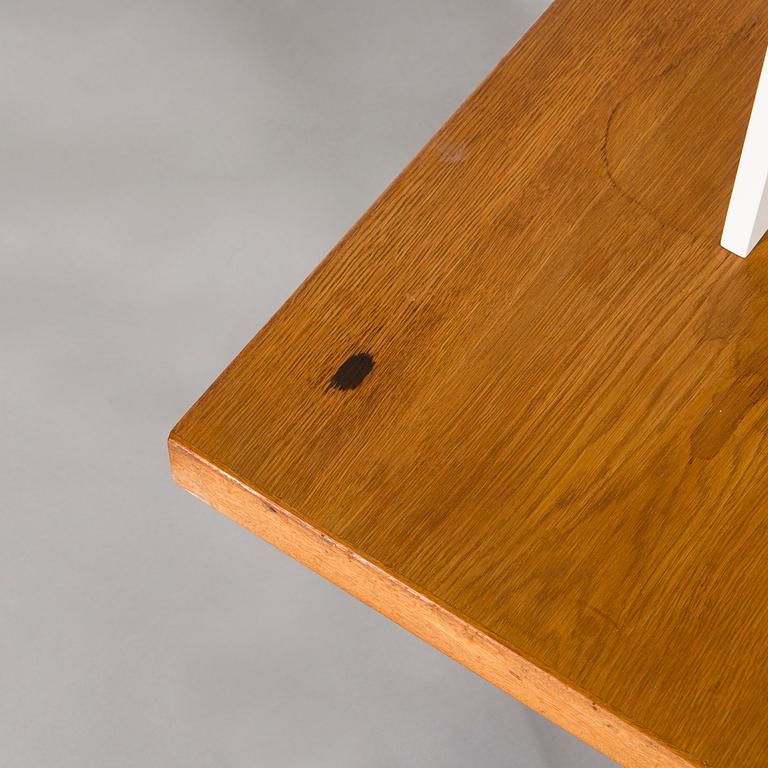 Carl Gustaf Hiort af Ornäs, a 1950s 'Välipala' shelf for HMN Huonekalu Mikko Nupponen.