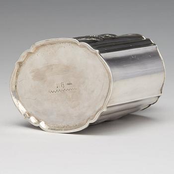 Johan Collin, teburk, stor, silver, Stockholm 1745. Senbarock.