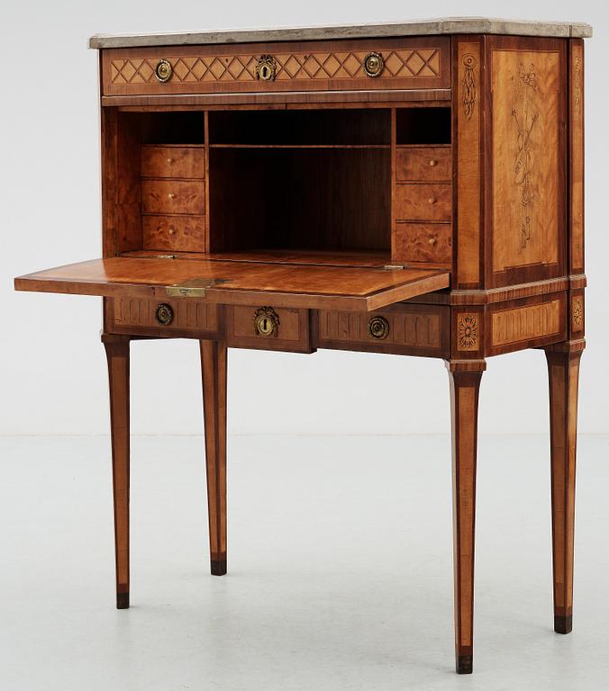 SEKRETÄR, gustaviansk stil ca år 1900.