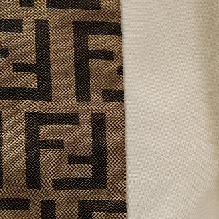 Fendi, trenchoat, size M.