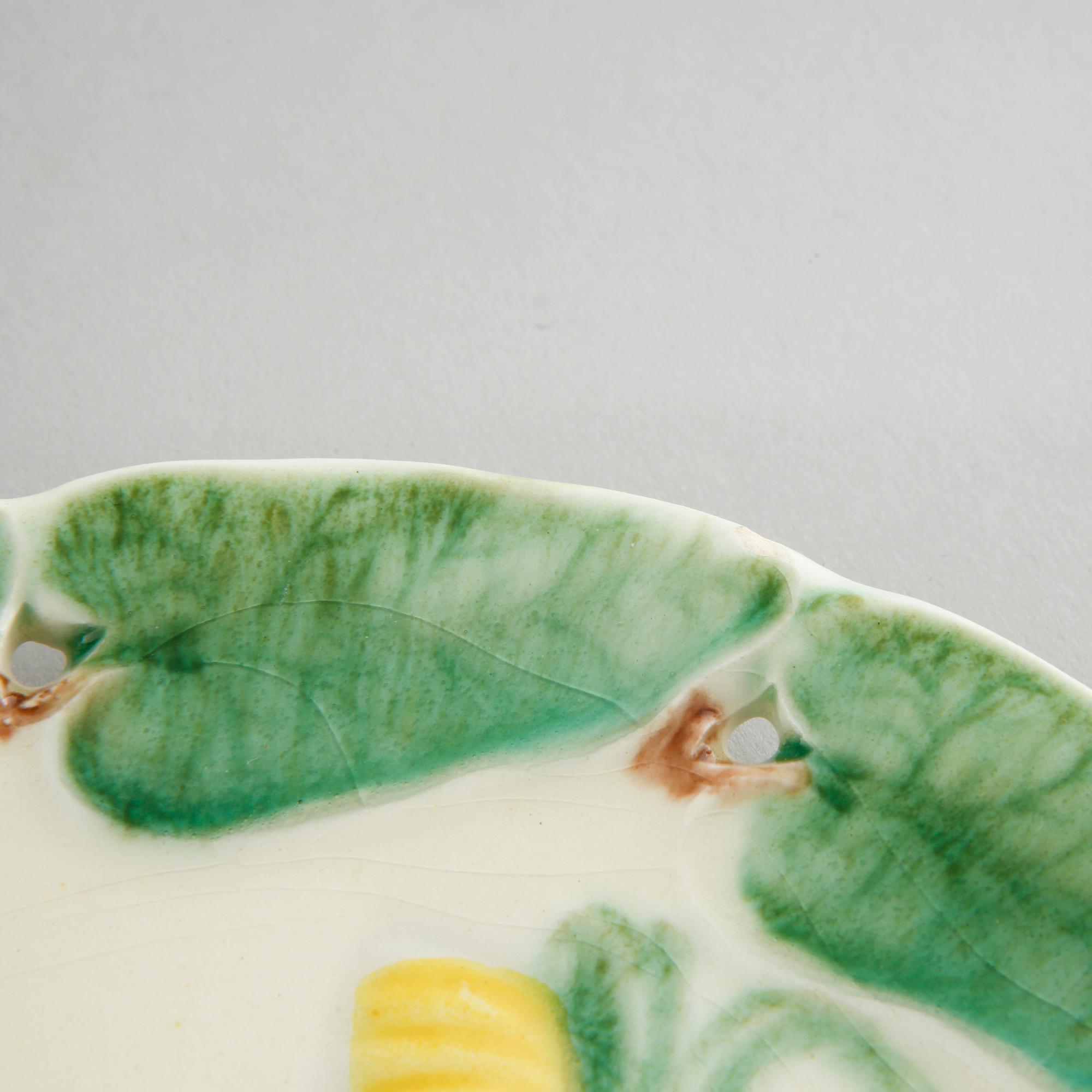 ASSIETTER, 12 st, samt FAT, flintgods, jugend, Villeroy & Boch, Niederlassung Schramberg, märkning mellan 1883-1900.