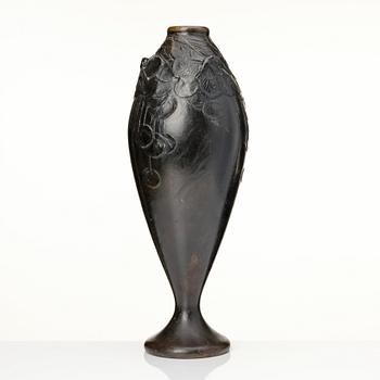 Hugo Elmqvist, a grand Art Nouveau patinated bronze vase, Stockholm ca 1900.