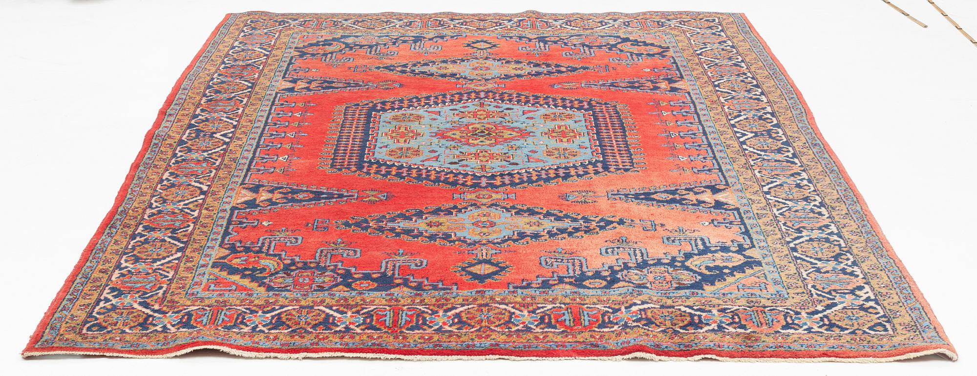 Matta, Wiss, ca 297 x 204 cm.