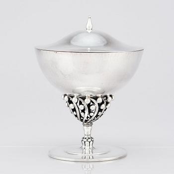 Johan Rohde, skål med lock, Georg Jensen, Köpenhamn 1945-77, sterling silver, design 43.