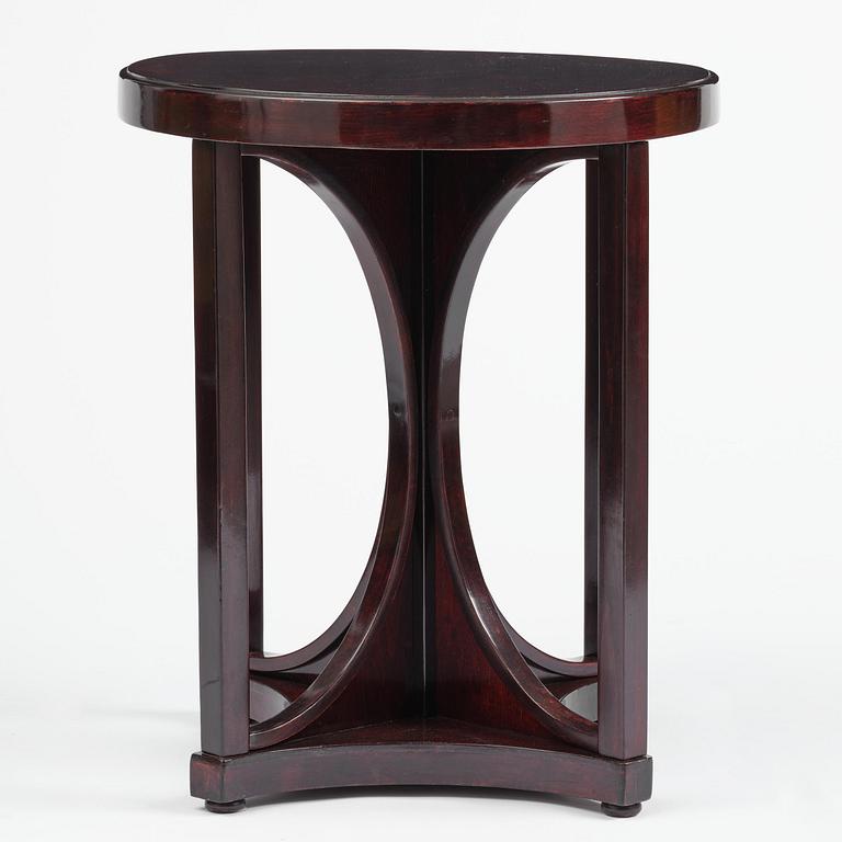 Josef Hoffmann, salongsmöbel, fyra delar, modell 421/428, Jacob & Josef Kohn, Wien, 1900-talets början.