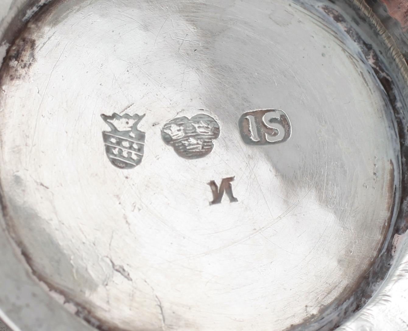 BÄGARE, silver, Johan Söderdahl, Söderköping 1771. Vikt ca 77 g.