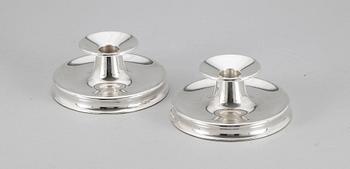 LJUSSTAKAR, ett par, sterling silver, J. Tostrup, Norge, 1900-talets andra hälft.