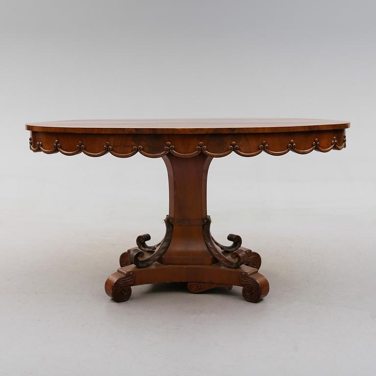 BORD, senempire, 1800-talets mitt.