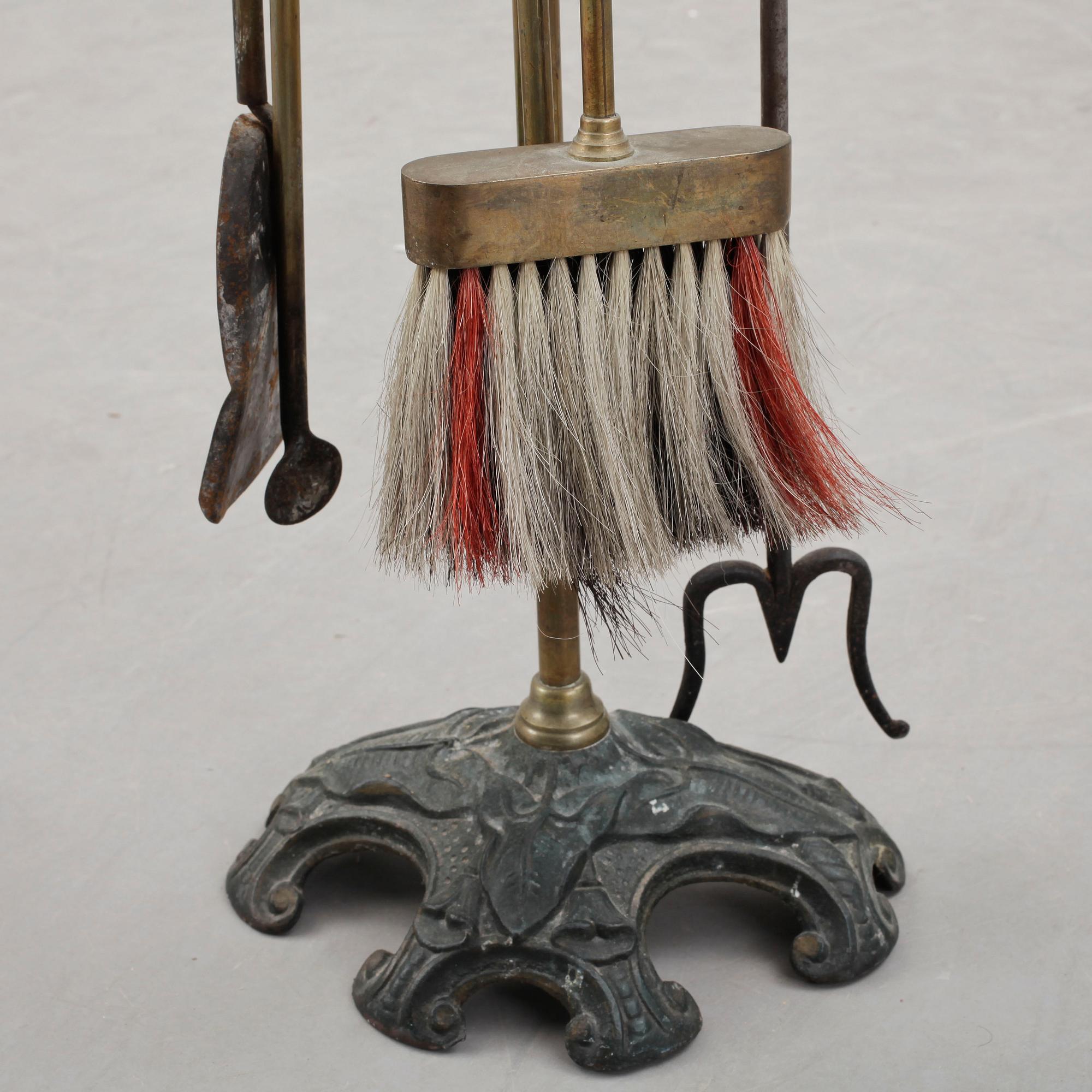 BRASSTÄLL, 5 delar, 1900-talets mitt.