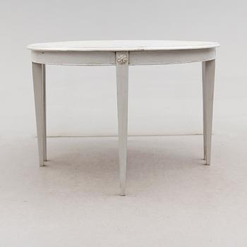 HALVMÅNEBORD, 1 par, 1800-talets andra hälft.