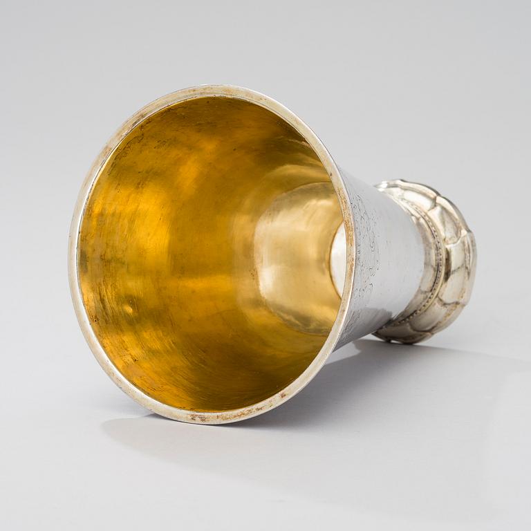 A SWEDISH SILVER BEAKER, Henrik Wittkopf Stockholm 1760, weight 402 g.