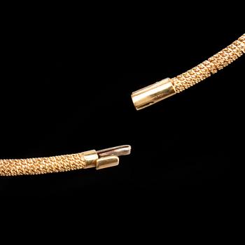 HALSRING, 18k guld med pärlor. Vikt ca 22g.