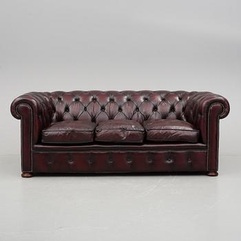 SOFFA, Chesterfield, England, 1900-talets fjärde kvartal.