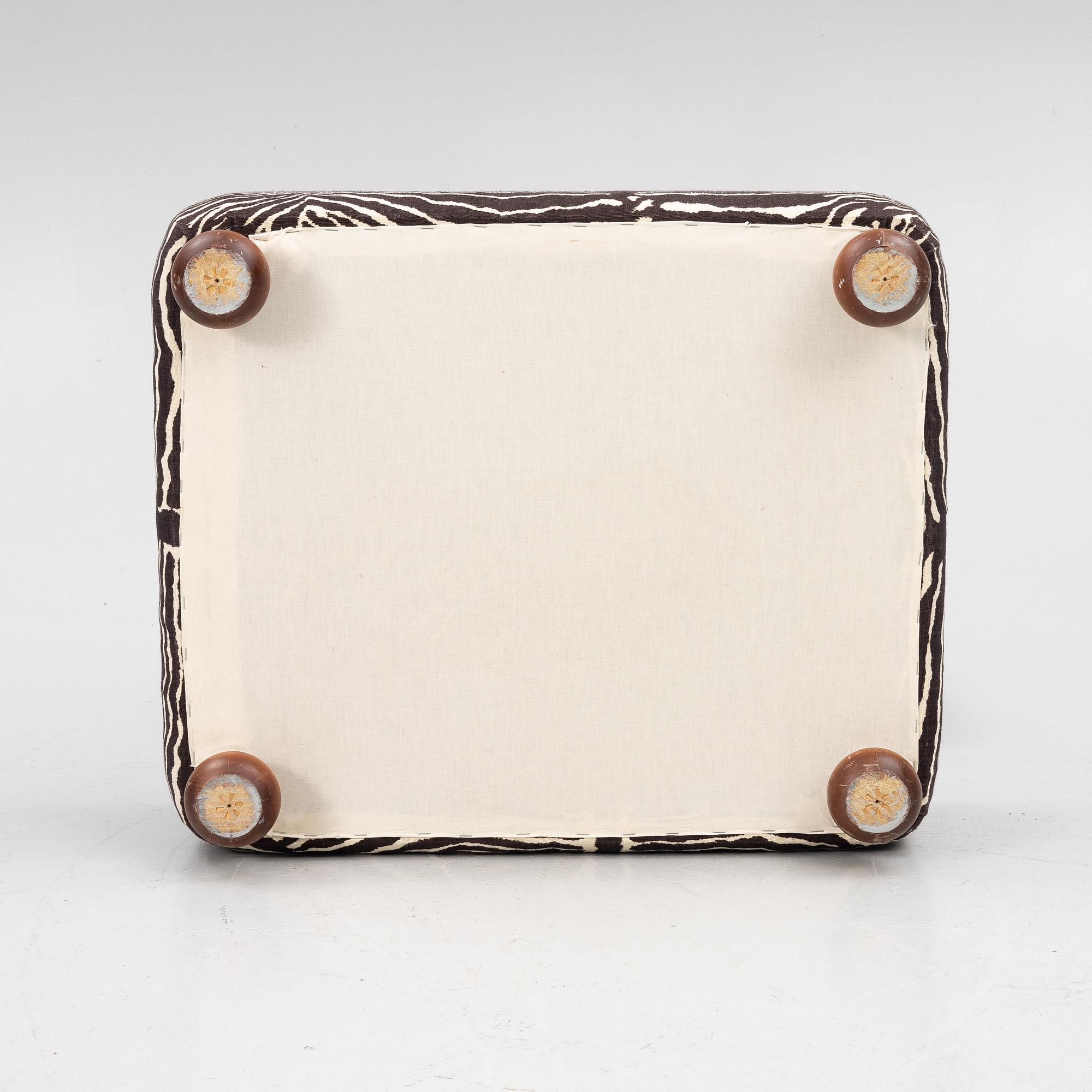 Josef Frank, a model 336 ottoman, Svenskt Tenn.