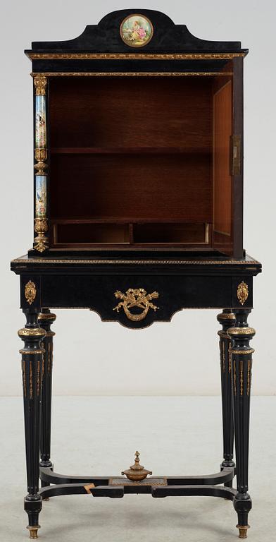 SKRIVMÖBEL, eklektisk stil, omkring sekelskiftet 1900.