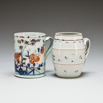 MUGGAR, 2 st. Porslin, Kina. Qianlong (1736-95).