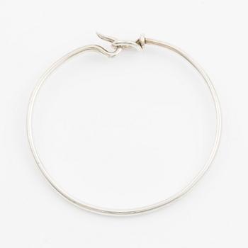 Vivianna Torun Bülow-Hübe, armring, sterlingsilver, Danmark. För Georg Jensen.