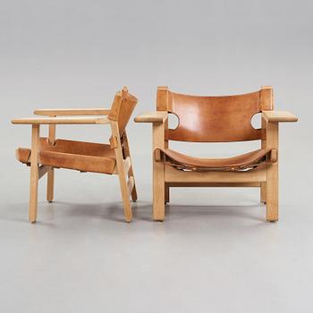 Børge Mogensen, A pair of Børge Mogensen oak and leather 'Spanish chairs', Fredericia Stolefabrik, Denmark.