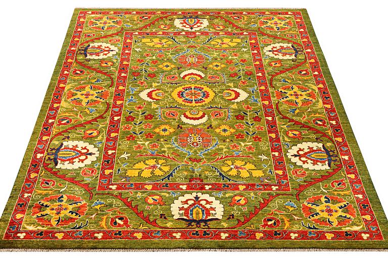 A Ziegler Ariana carpet, c. 295 x 202 cm.