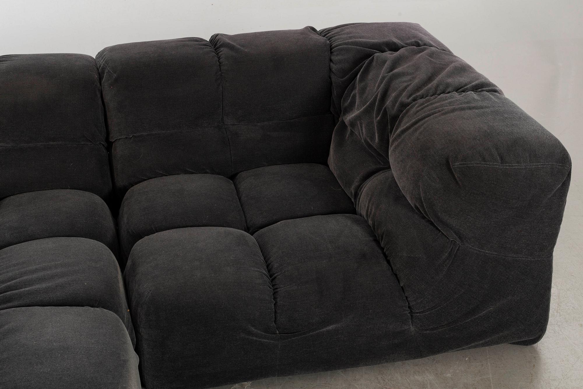 A sofa 'Tufty' by Patricia Urquiola for B&B Italia.