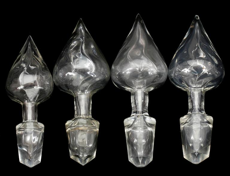 GLASSERVIS, 113 delar, 1800-tal.