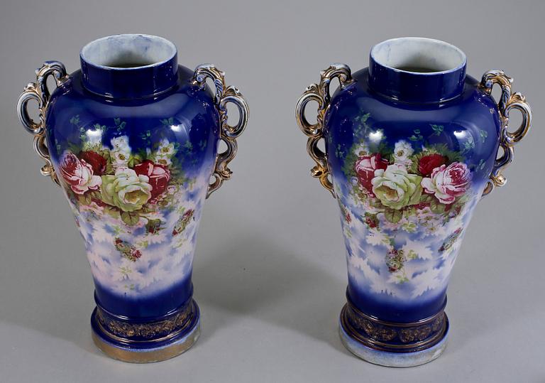 VASER, ett par, flintgods, troligen England, 1800-talets slut.