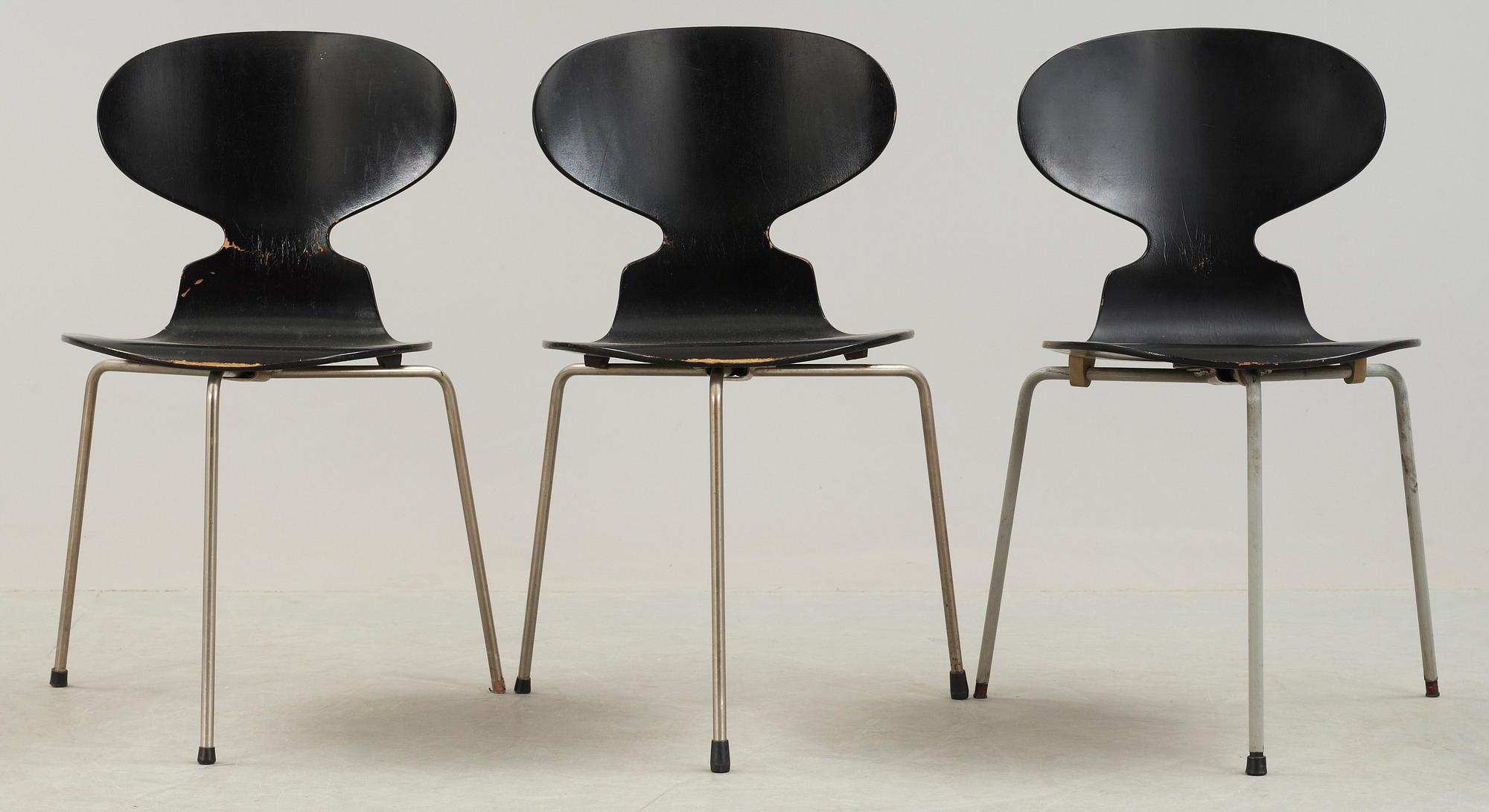 STOLAR, 3 st, "Myran", Arne Jacobsen för Fritz Hansen, formgiven 1952.
