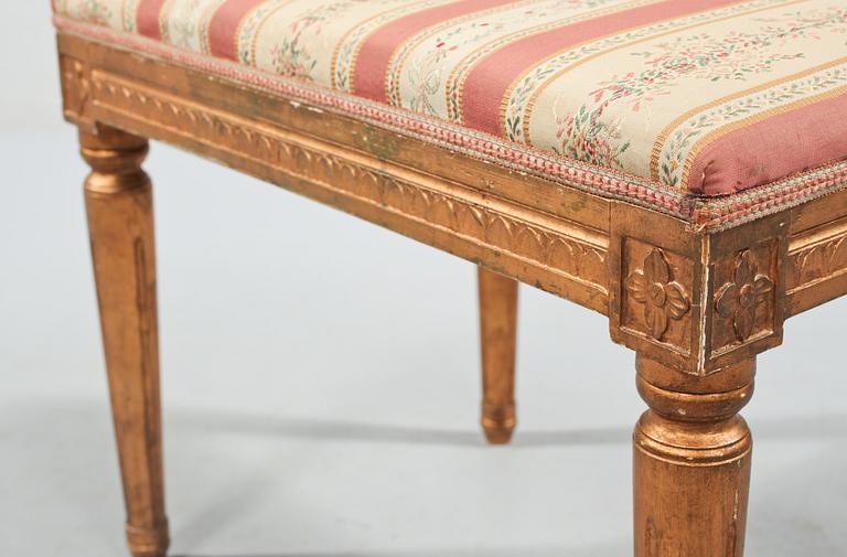 TABURETT, gustaviansk stil, omkring sekelskiftet 1800/1900.