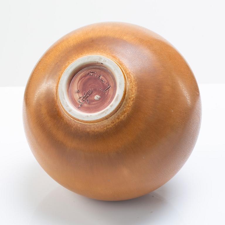 Berndt Friberg, a stoneware vase, Gustavsberg studio, Sweden 1968.