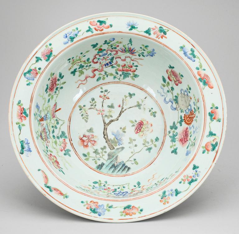 SKÅL/HANDFAT, porslin. Sen Qing dynasti, 1800-tal.