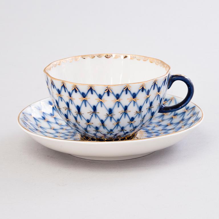 A 10-piece Lomonosov 'Cobalt Net' porcelain tea set, Made in USSR.