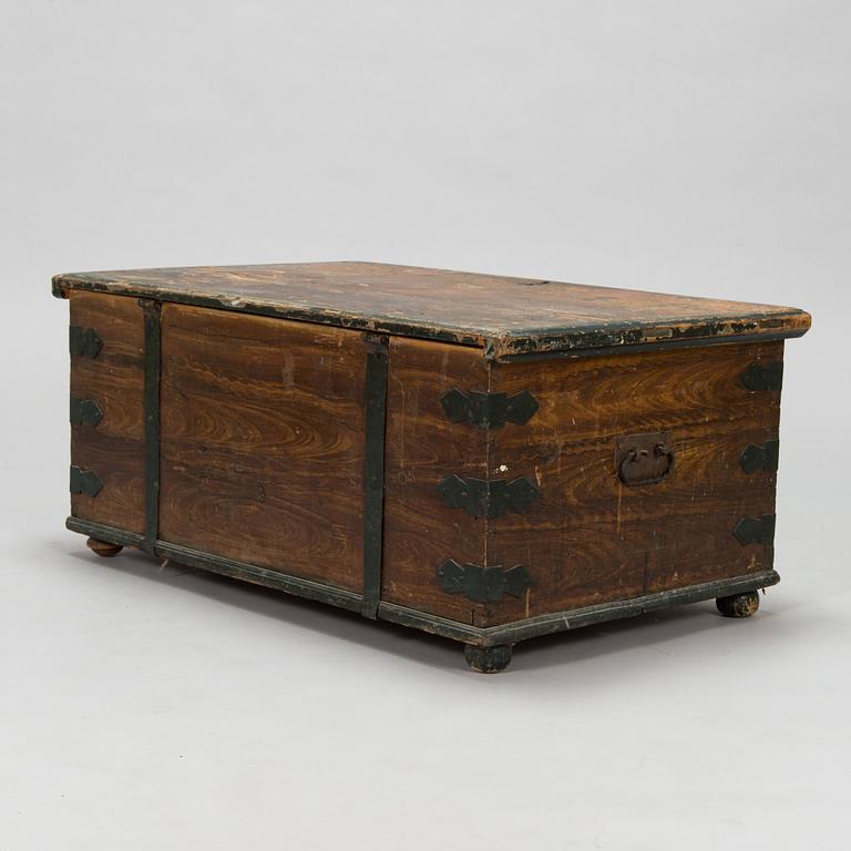 Talonpoikaisarkku, päivätty 1782.