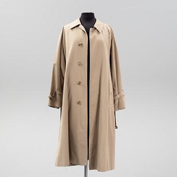 Burberry, trenchcoat, size 50.