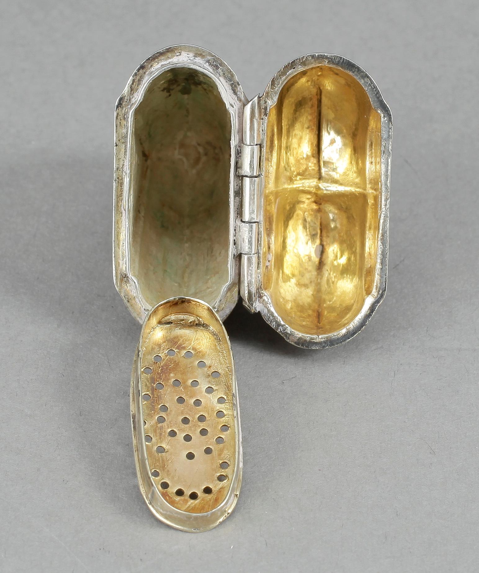 SNUSDOSA, Silver, Danmark, 1800-tal. Tot vikt 32 gram.