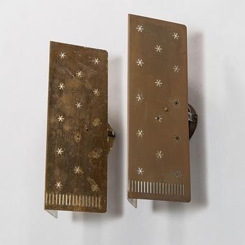 Paavo Tynell, A pair of mid-20th century '10330' wall lamps for Taito, Finland. mid-20th century.