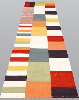A Kelim runner carpet, modern design, 335 x 80 cm.