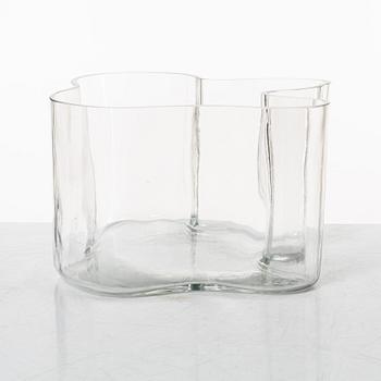 Alvar Aalto, a model 3031 glass vase, Iittala, Finland, second half of the 20th century.