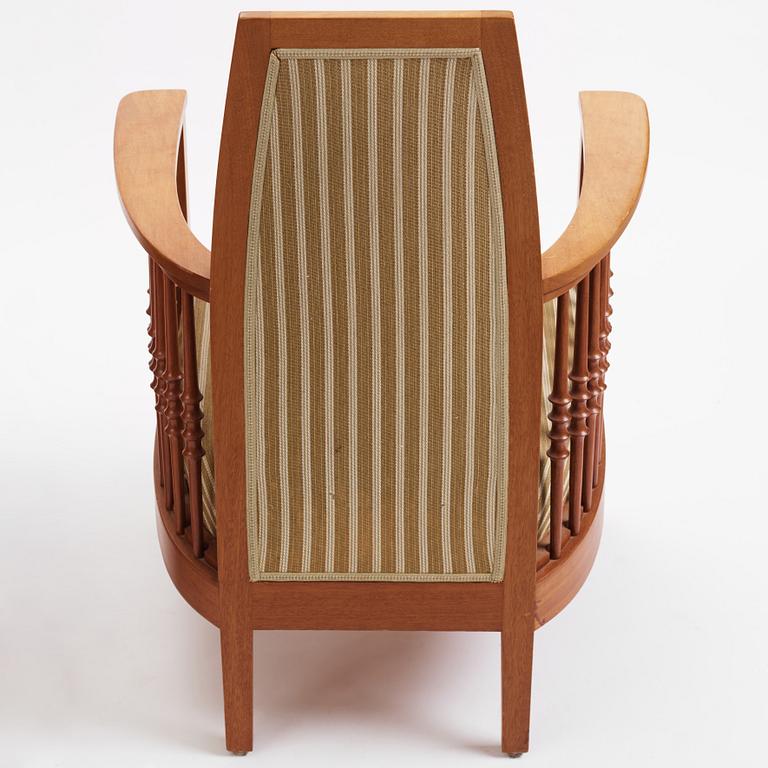 Otto Schulz, a pair of armchairs, master carpenter Carl Thorsson, Gothenburg 1912.