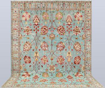 A carpet, Ziegler design, approx. 356 x 265 cm.