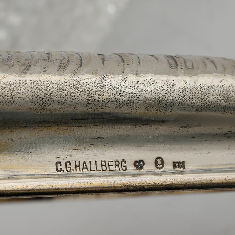 TOILETTEASK, silver och glas, C. G. Hallberg, 1899.
